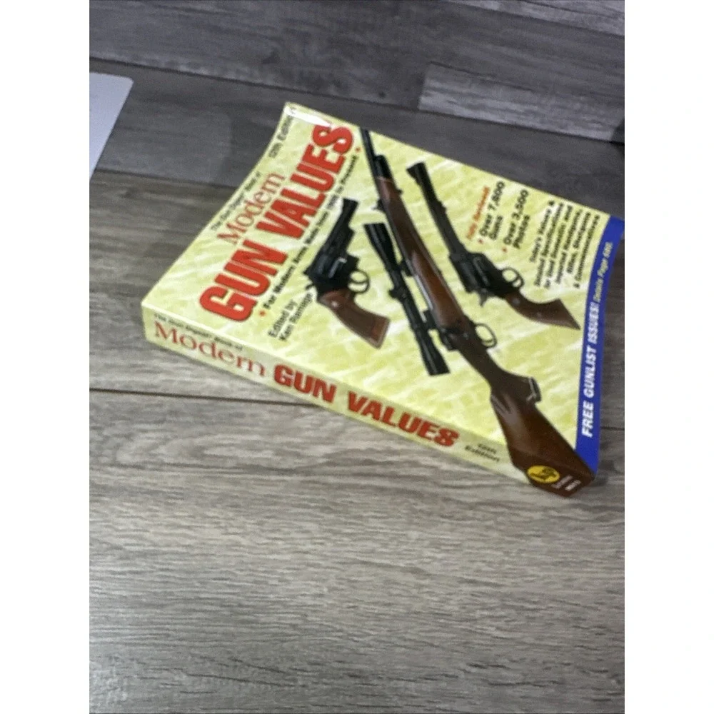 Modern Gun Values 12th Edition Gun Digest Book‎ Ken Ramage 1900-Present Firearms